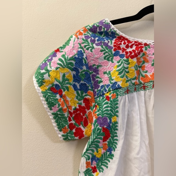 J. Marie Carmen Colorful Embroidered Floral 100% Rayon Boho Cottagecore Top - S - Picture 4 of 11